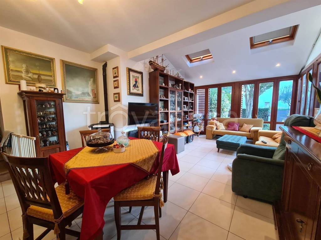 immagine annuncio 2 di 13