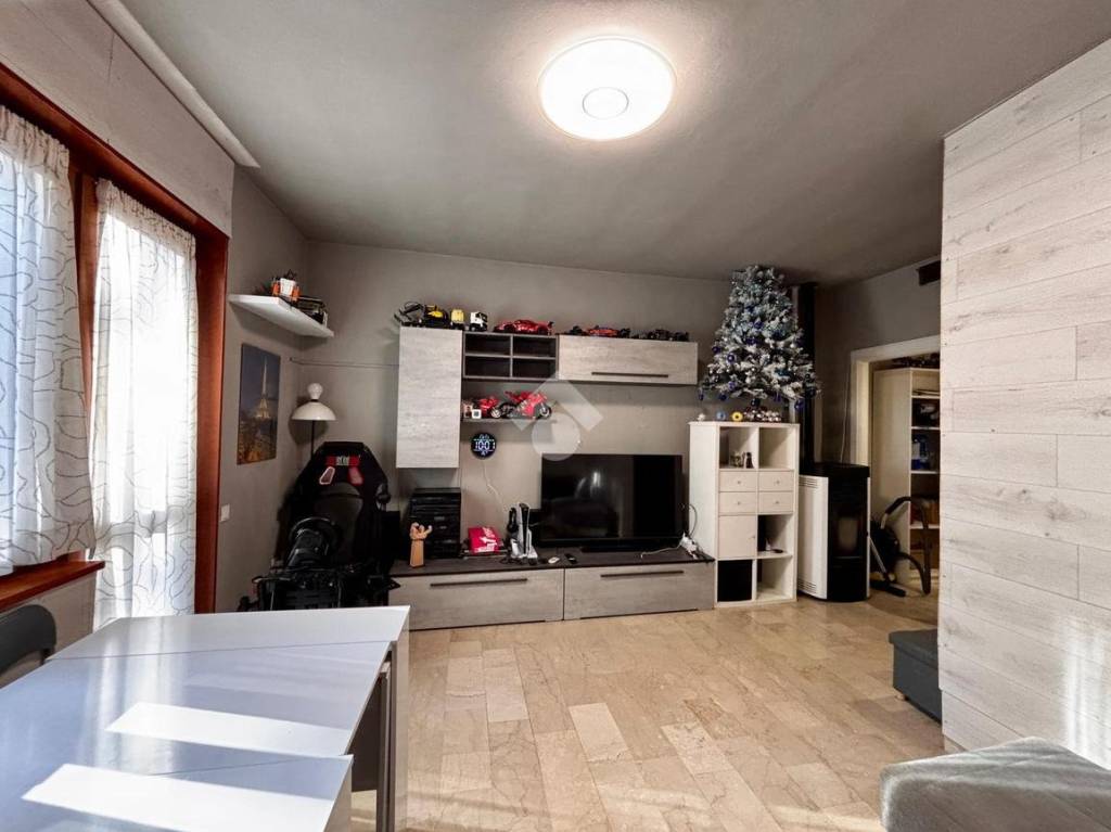 immagine annuncio 2 di 13