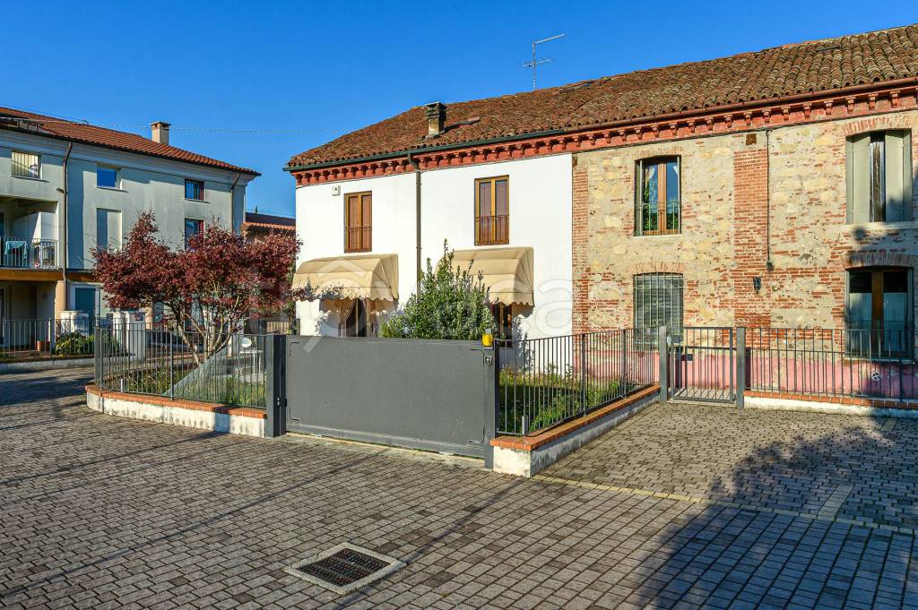 immagine annuncio 1 di 15