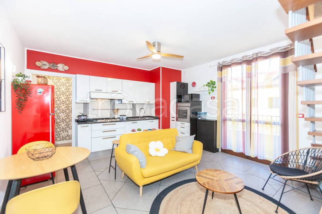 immagine annuncio 1 di 15