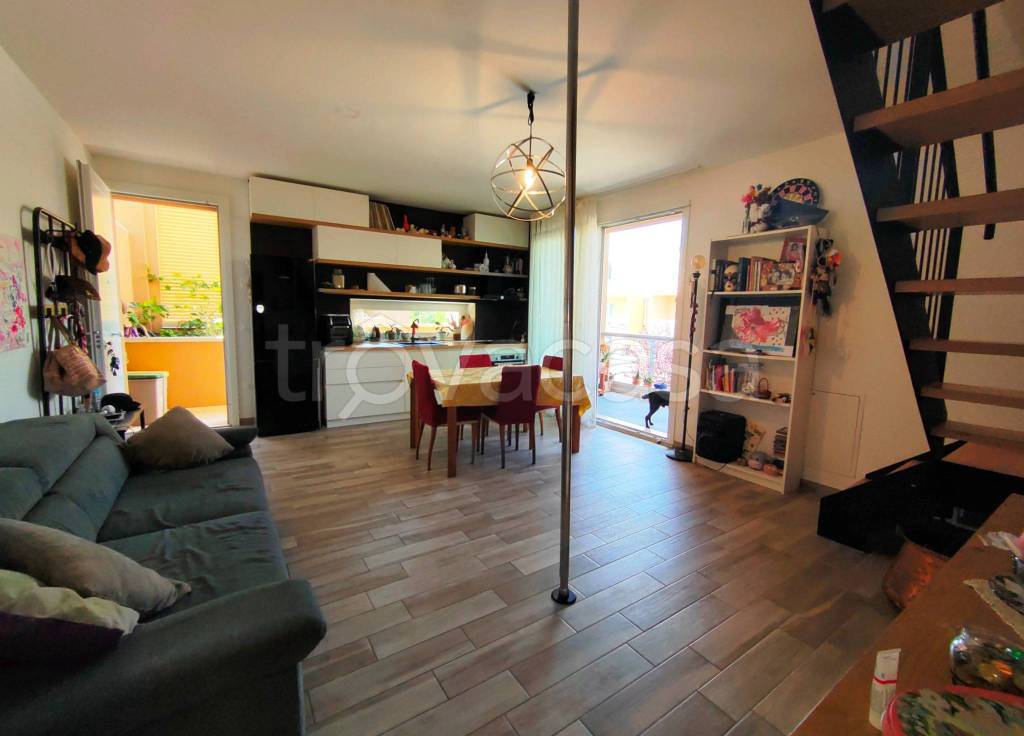 immagine annuncio 1 di 15