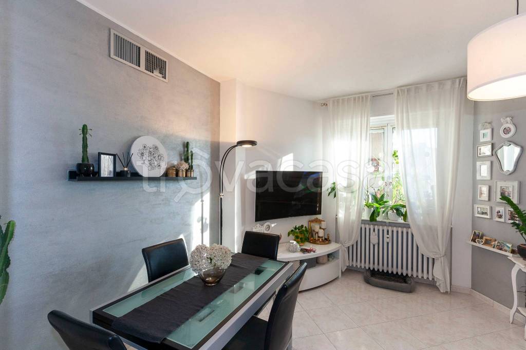 immagine annuncio 1 di 14