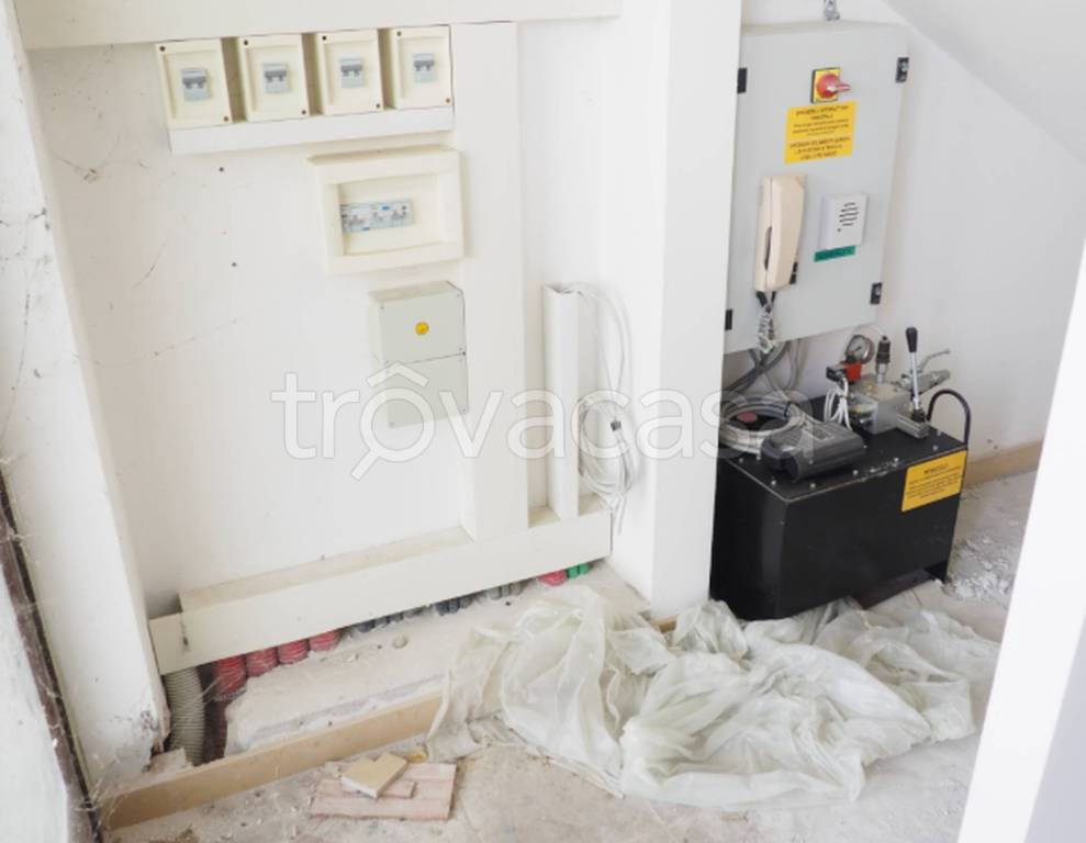 immagine annuncio 11 di 12