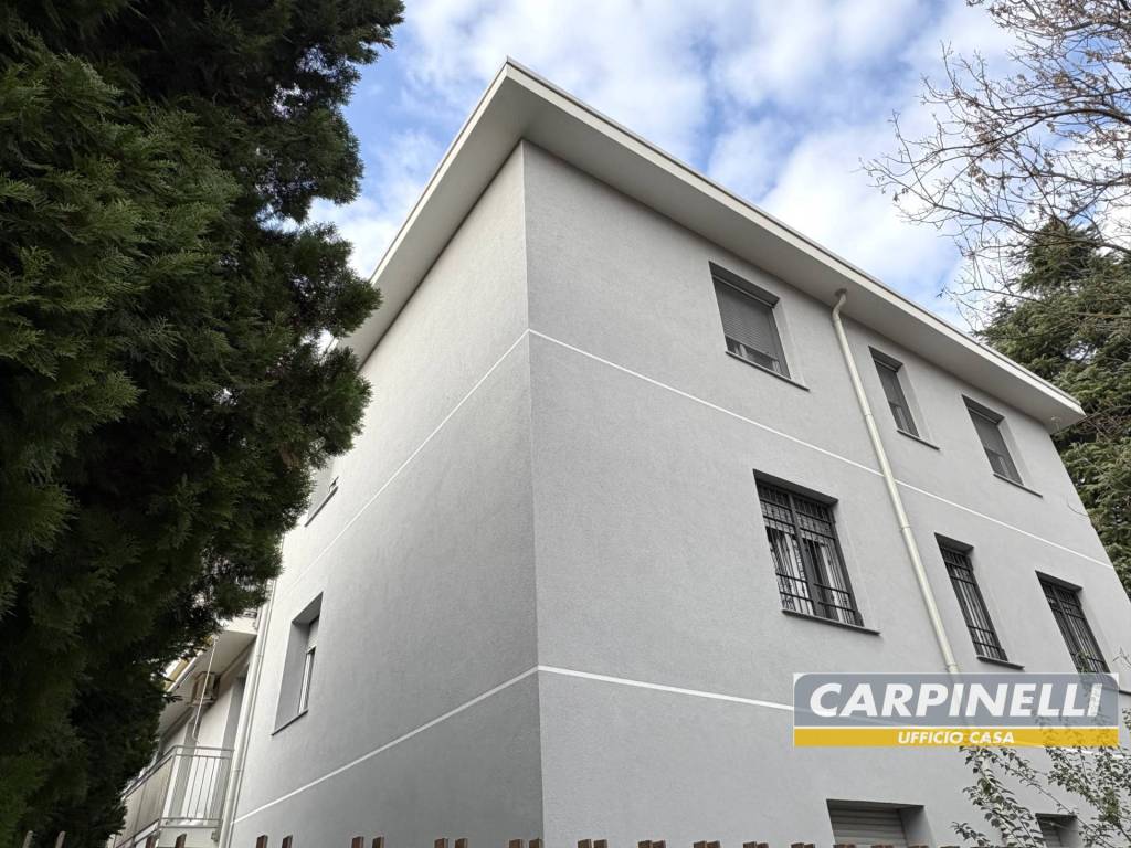 immagine annuncio 11 di 12