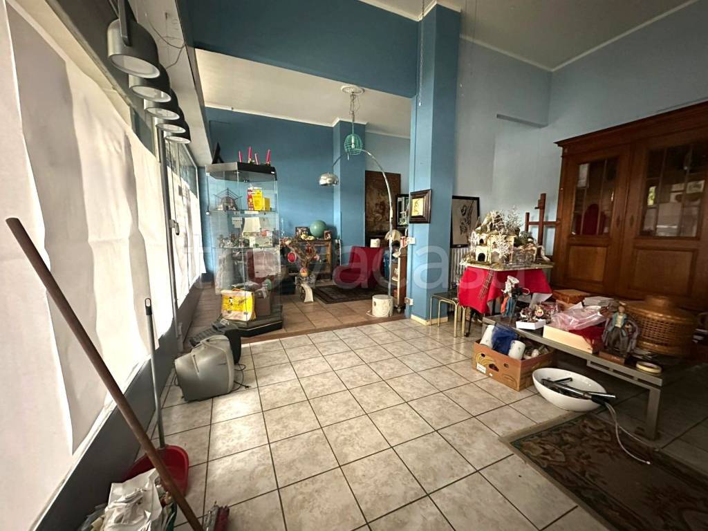 immagine annuncio 11 di 12