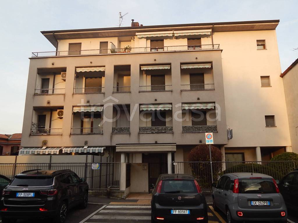 immagine annuncio 1 di 12