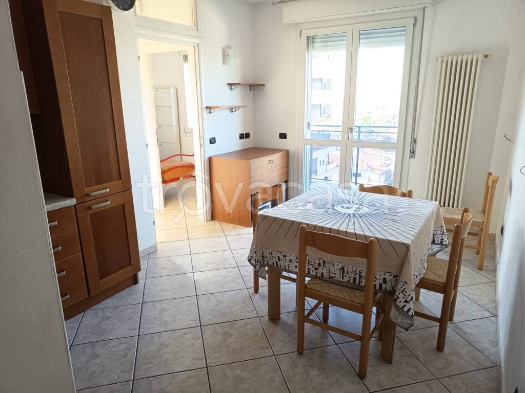 immagine annuncio 1 di 8