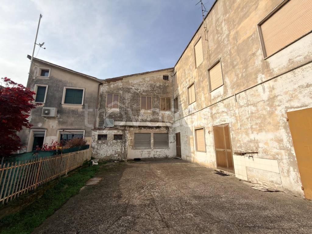 immagine annuncio 5 di 8