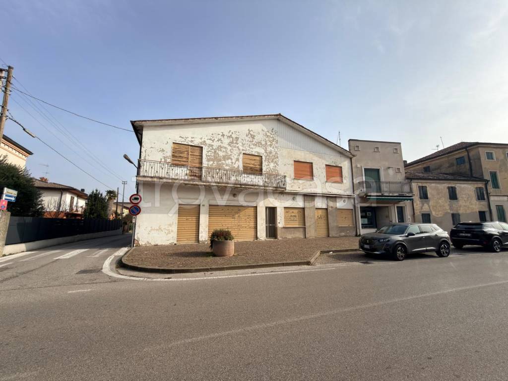 immagine annuncio 1 di 8