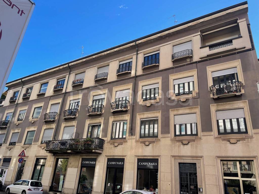 immagine annuncio 1 di 15