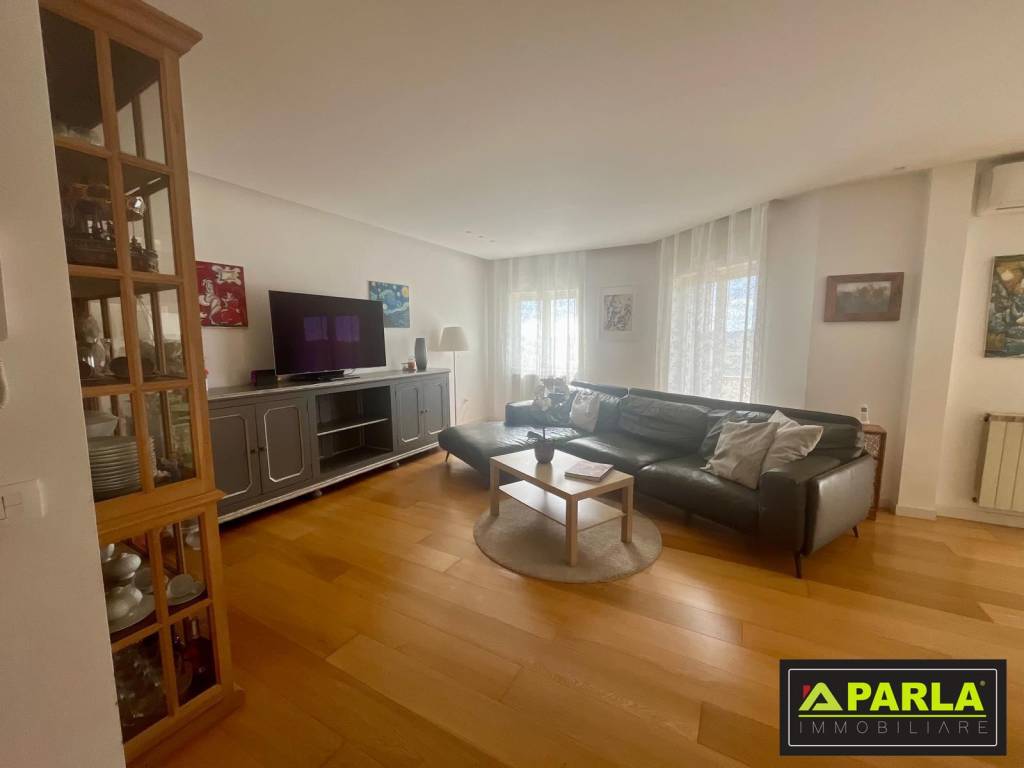 immagine annuncio 1 di 8