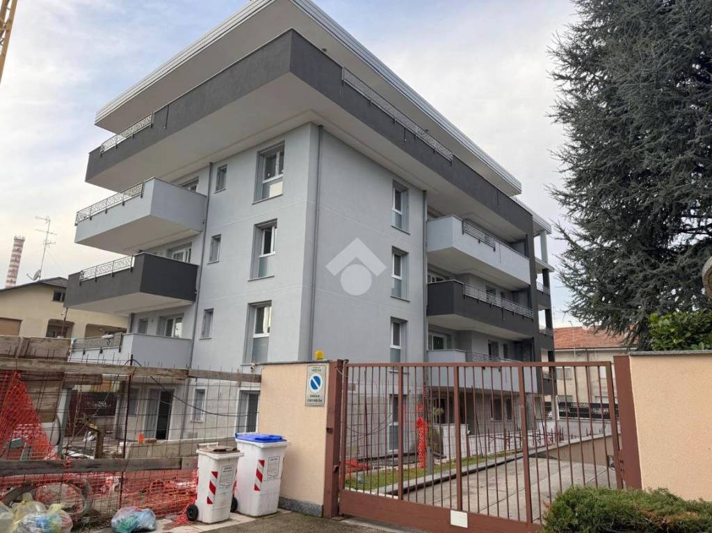 immagine annuncio 5 di 8