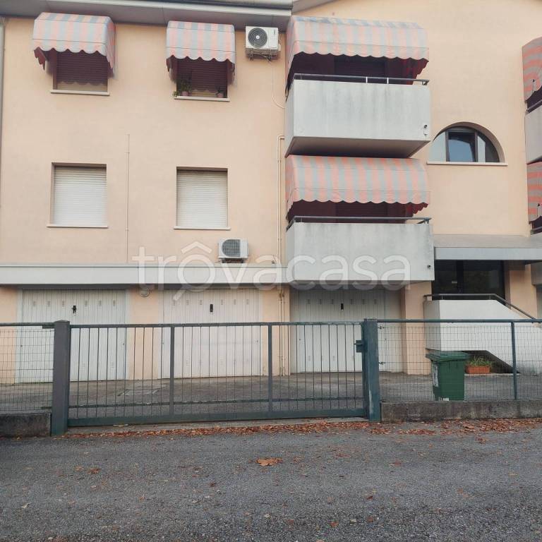 immagine annuncio 1 di 8