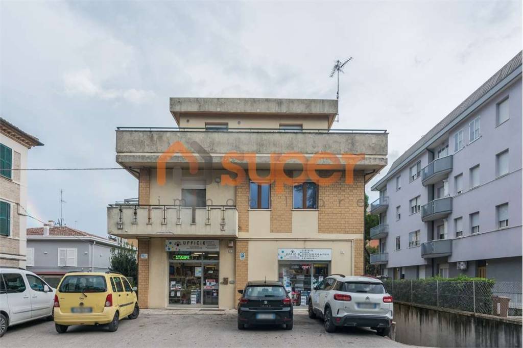 immagine annuncio 11 di 12