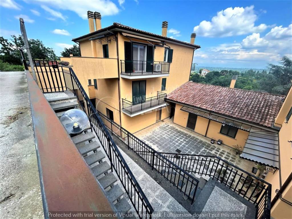 immagine annuncio 1 di 8