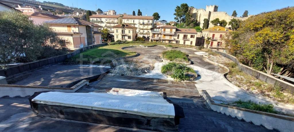 immagine annuncio 11 di 12