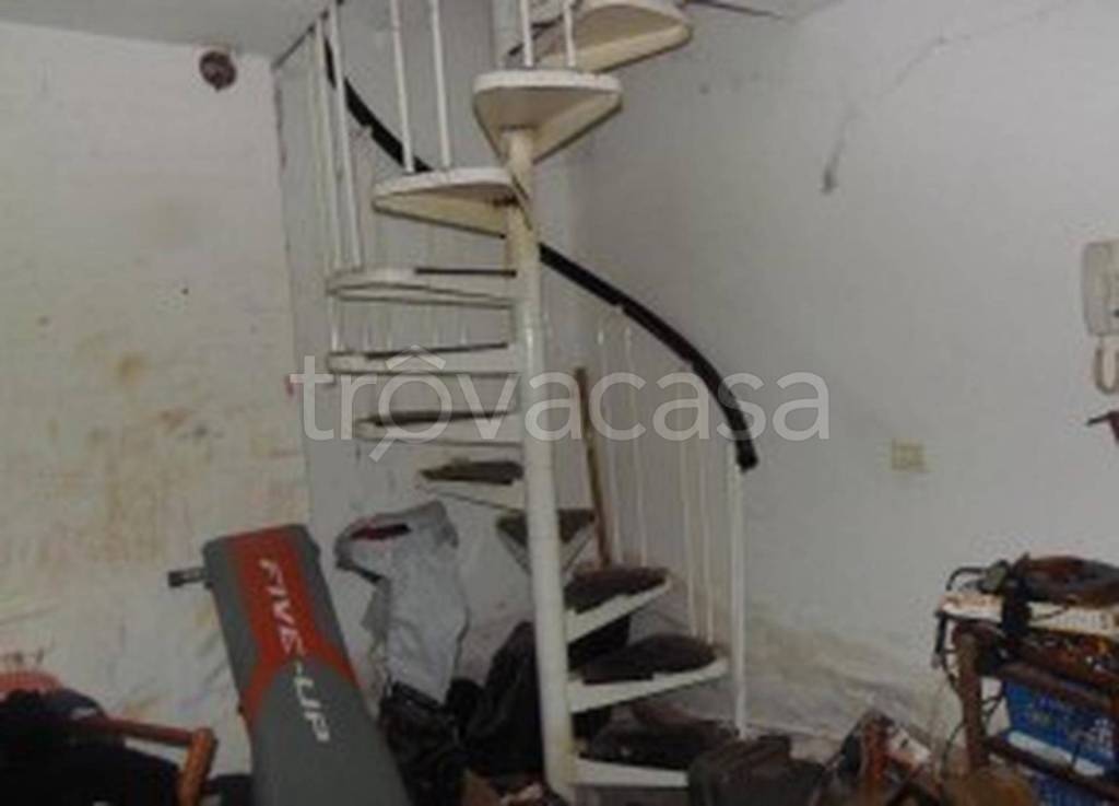 immagine annuncio 11 di 12