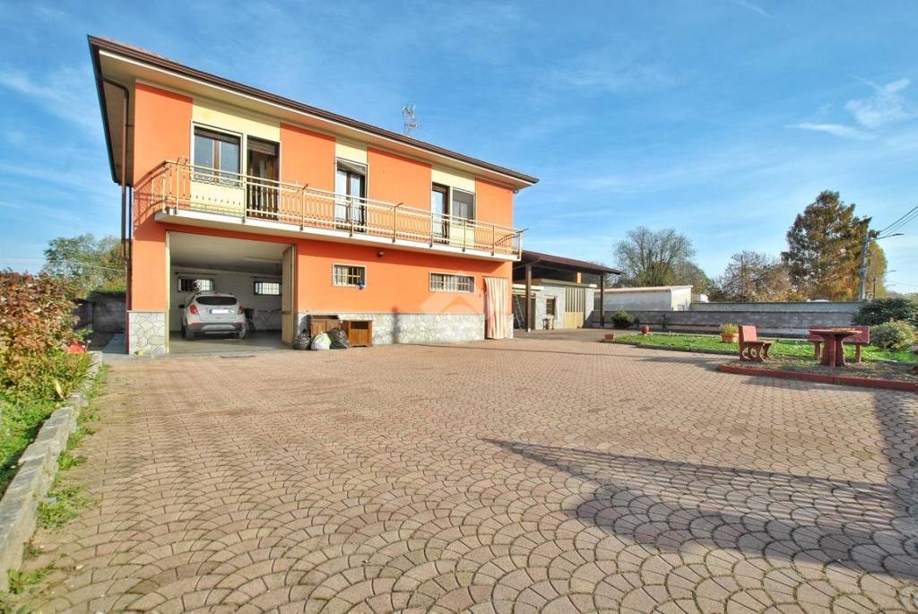 immagine annuncio 1 di 15