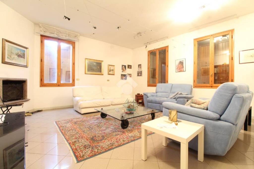 immagine annuncio 1 di 14