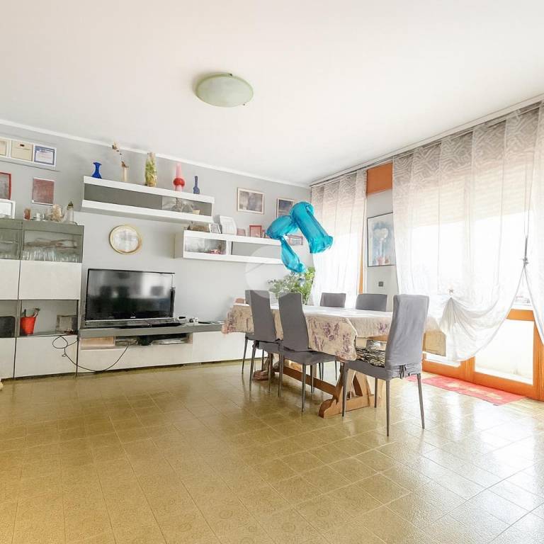 immagine annuncio 1 di 8