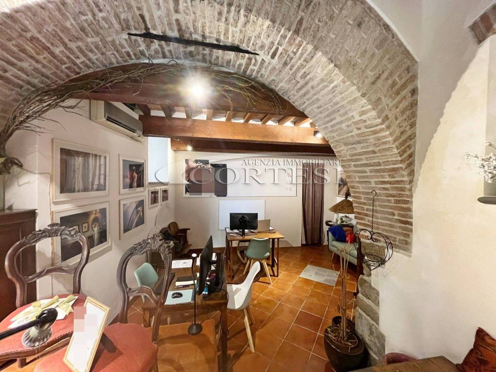 immagine annuncio 1 di 8