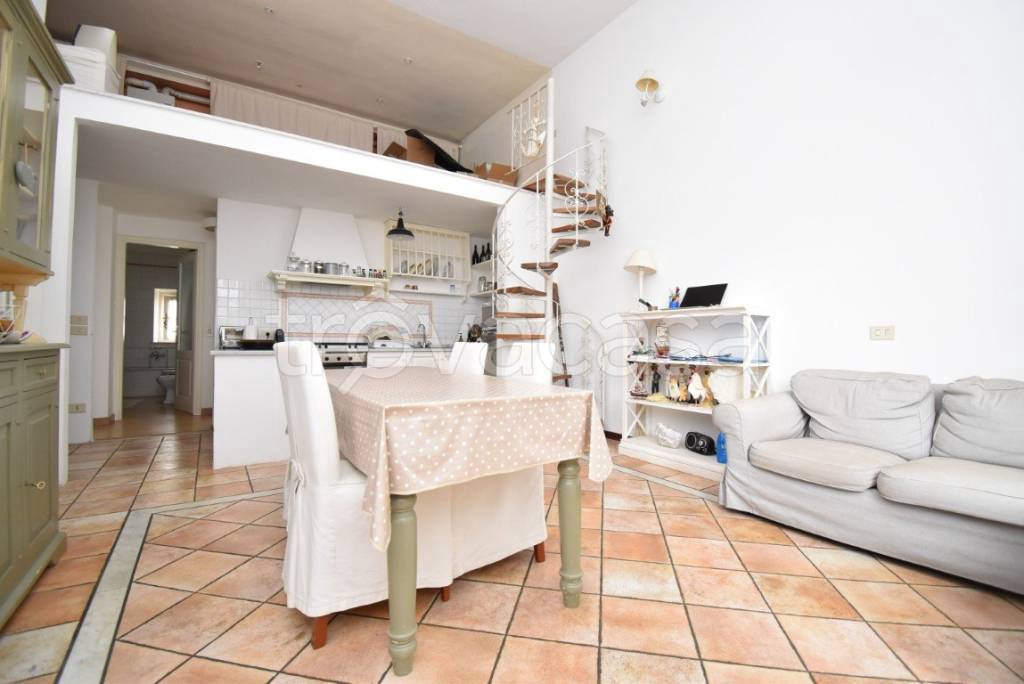 immagine annuncio 1 di 14