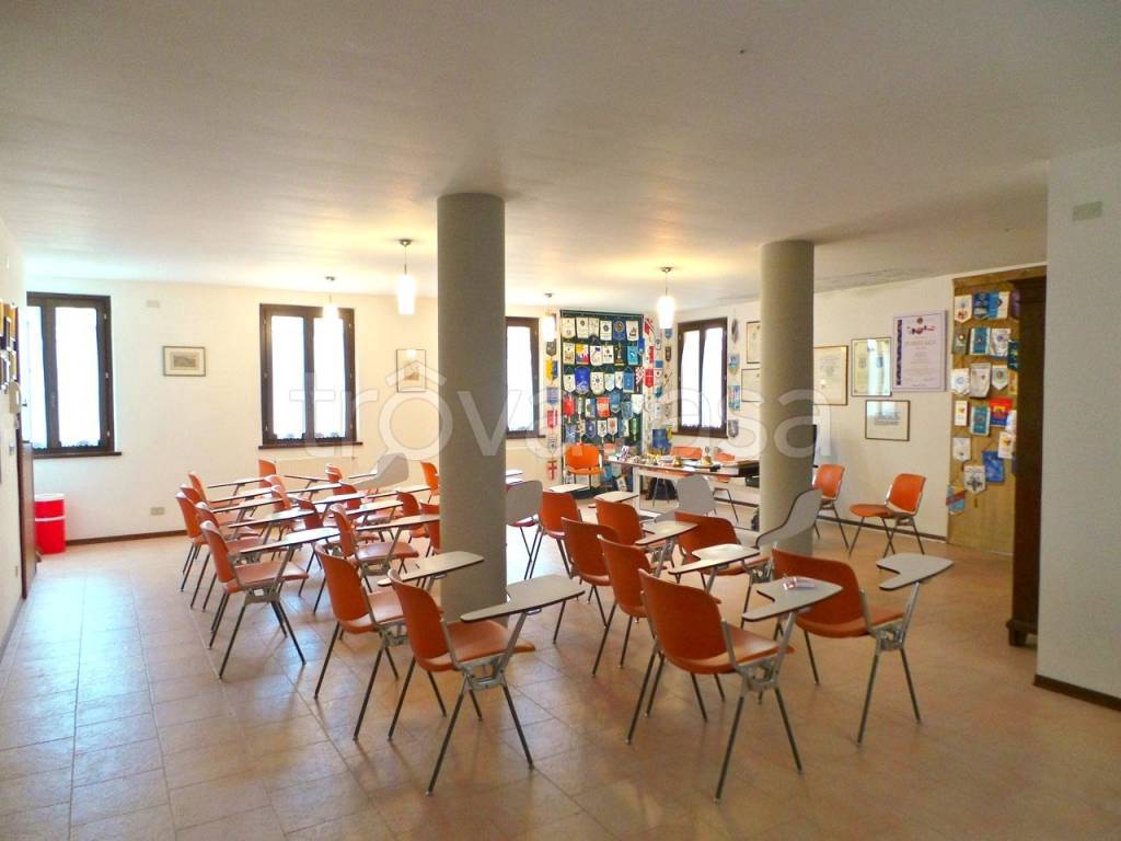 immagine annuncio 1 di 4