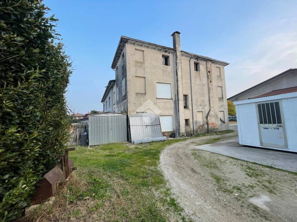 immagine annuncio 1 di 8