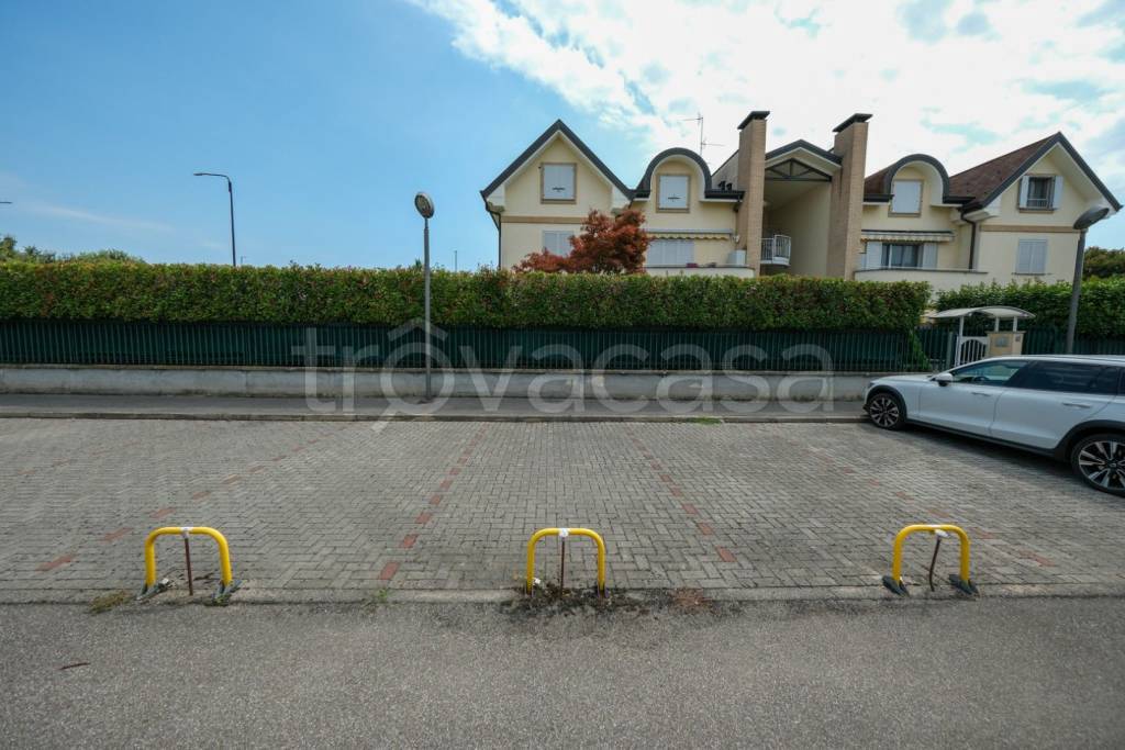 immagine annuncio 1 di 12