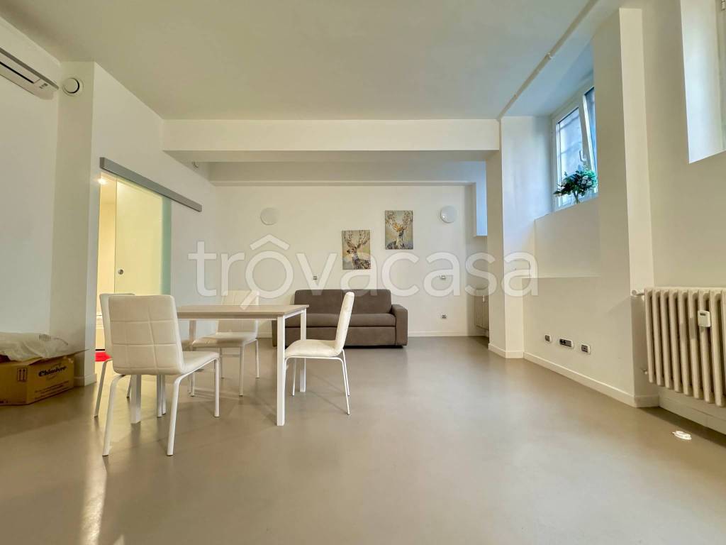 immagine annuncio 4 di 6