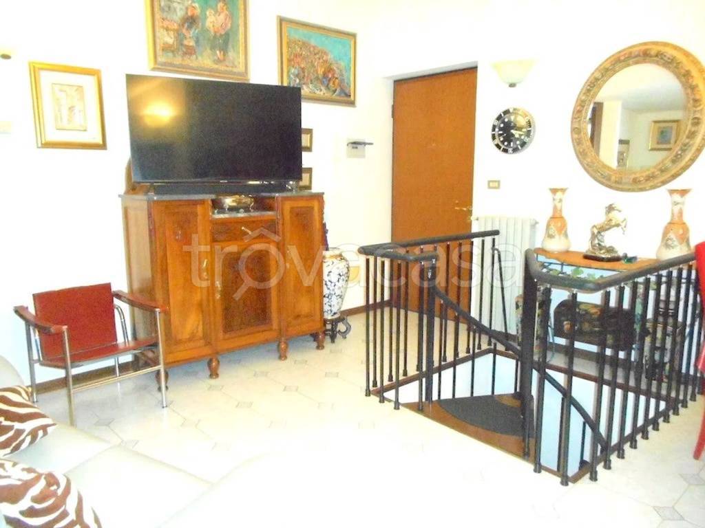 immagine annuncio 1 di 14