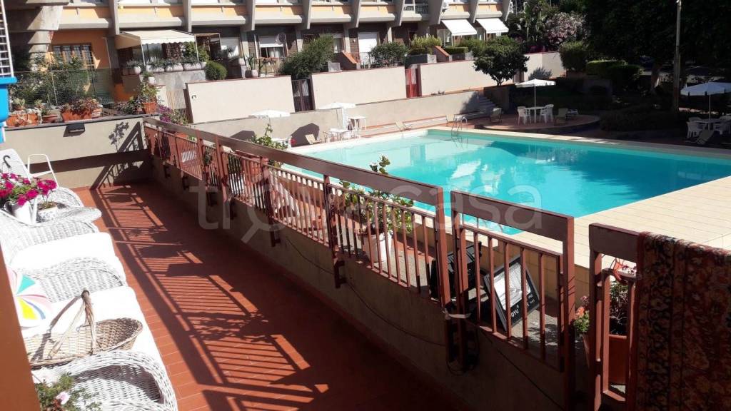 immagine annuncio 1 di 8