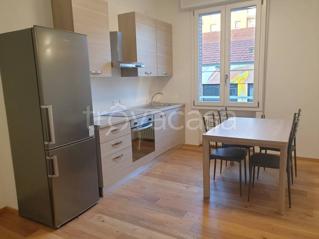 immagine annuncio 1 di 12