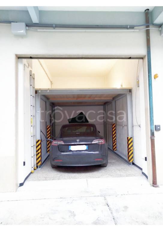 immagine annuncio 5 di 8