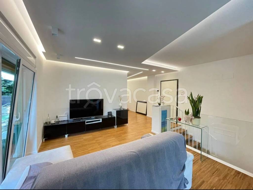 immagine annuncio 1 di 9