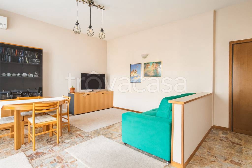 immagine annuncio 2 di 12