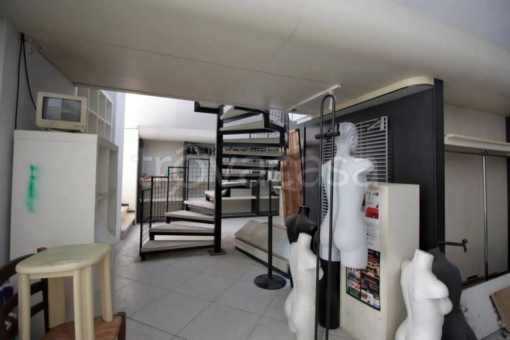 immagine annuncio 1 di 14