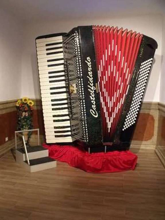 immagine annuncio 14 di 15