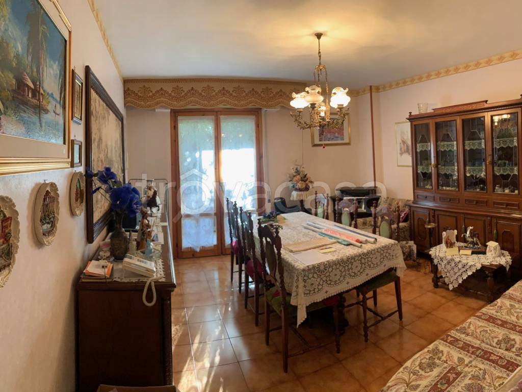 immagine annuncio 1 di 8