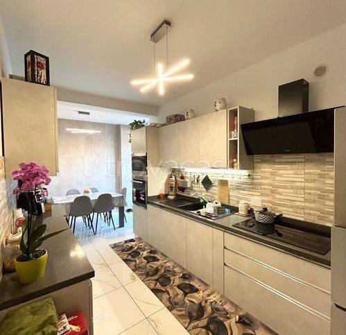 immagine annuncio 1 di 14