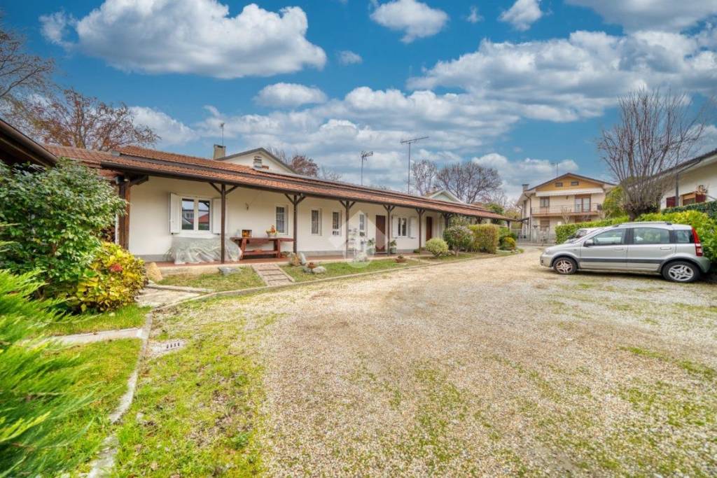 immagine annuncio 1 di 15