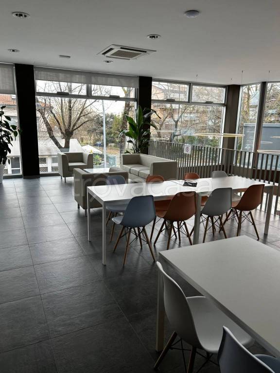 immagine annuncio 1 di 8