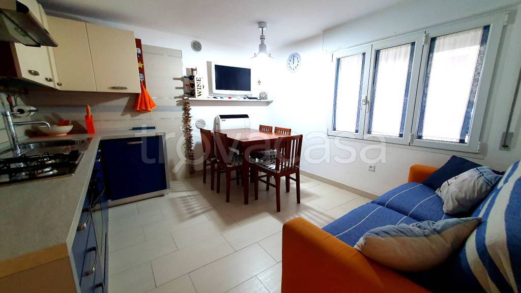 immagine annuncio 1 di 12