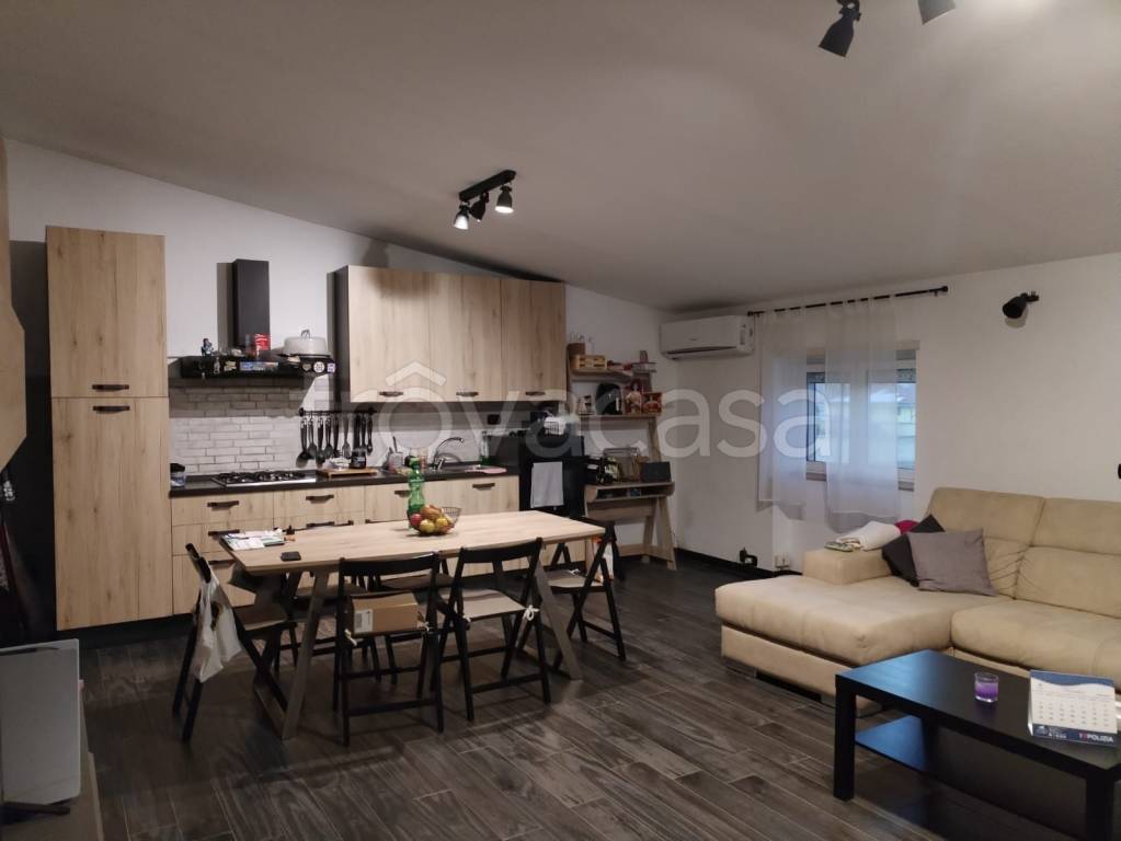 immagine annuncio 1 di 14