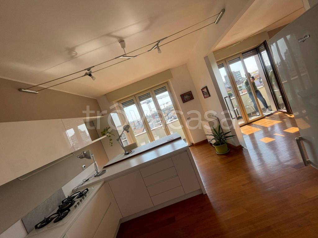 immagine annuncio 4 di 8