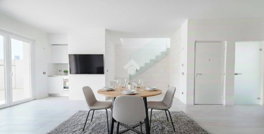 immagine annuncio 1 di 9