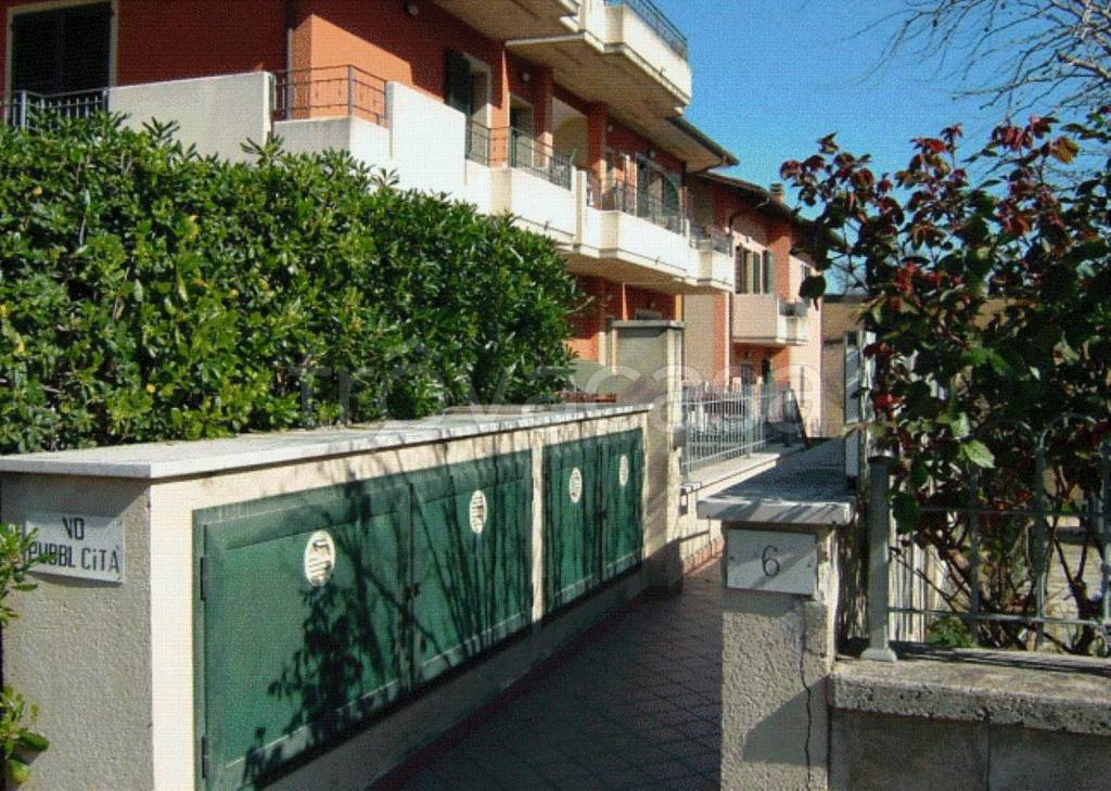 immagine annuncio 11 di 12