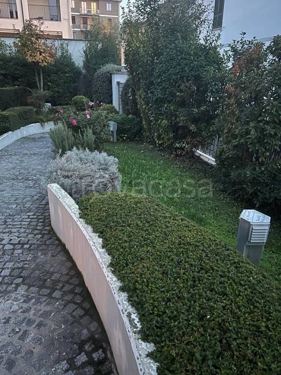 appartamento in vendita a Piacenza in zona Barriera Genova