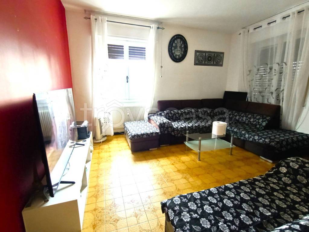 immagine annuncio 1 di 8