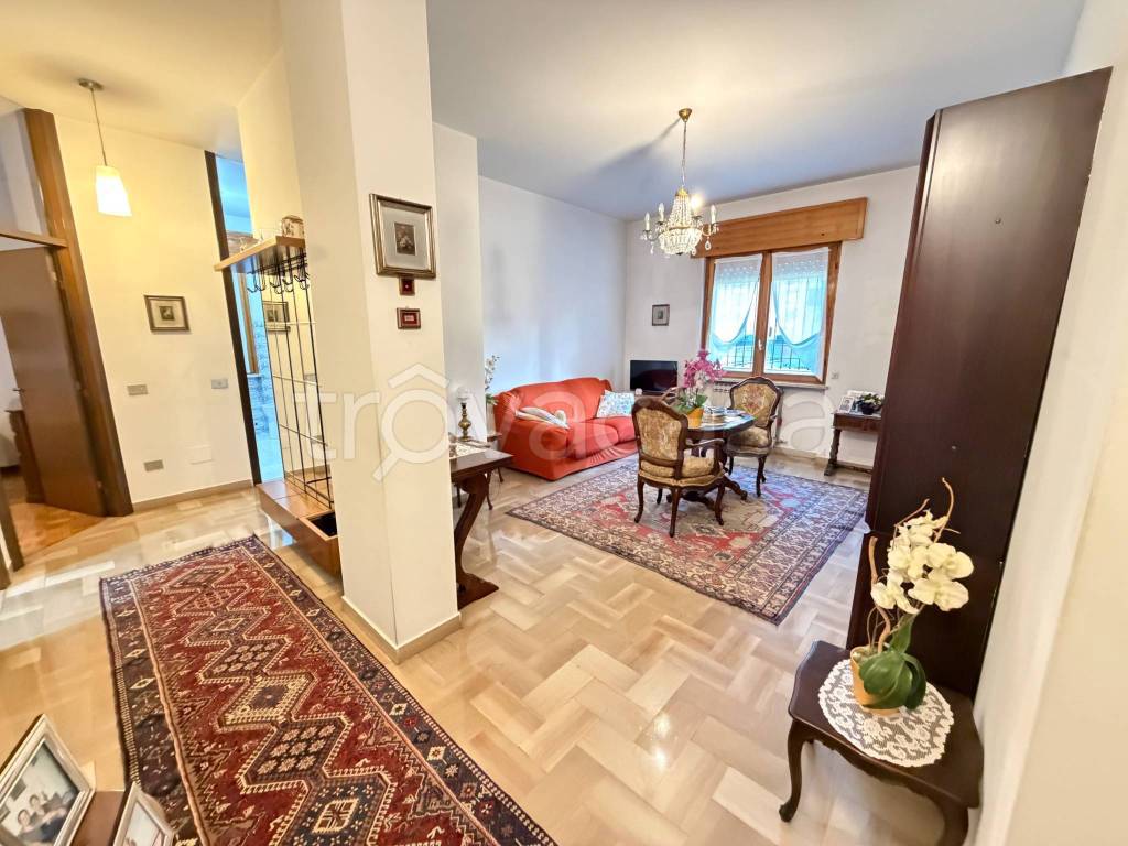 immagine annuncio 1 di 14